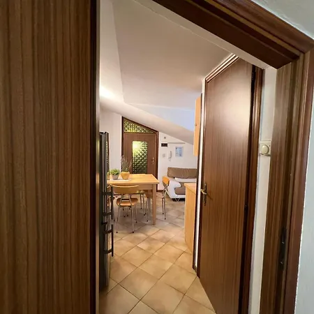 Apartment Mansarda 7 Trilocale, Bafile241 - 2' Piano No Ascensore - Adria - Family *