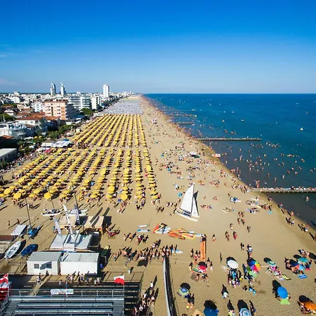 Mansarda 7 Trilocale, Bafile241 - 2' Piano No Ascensore - Adria - Family Lido di Jesolo